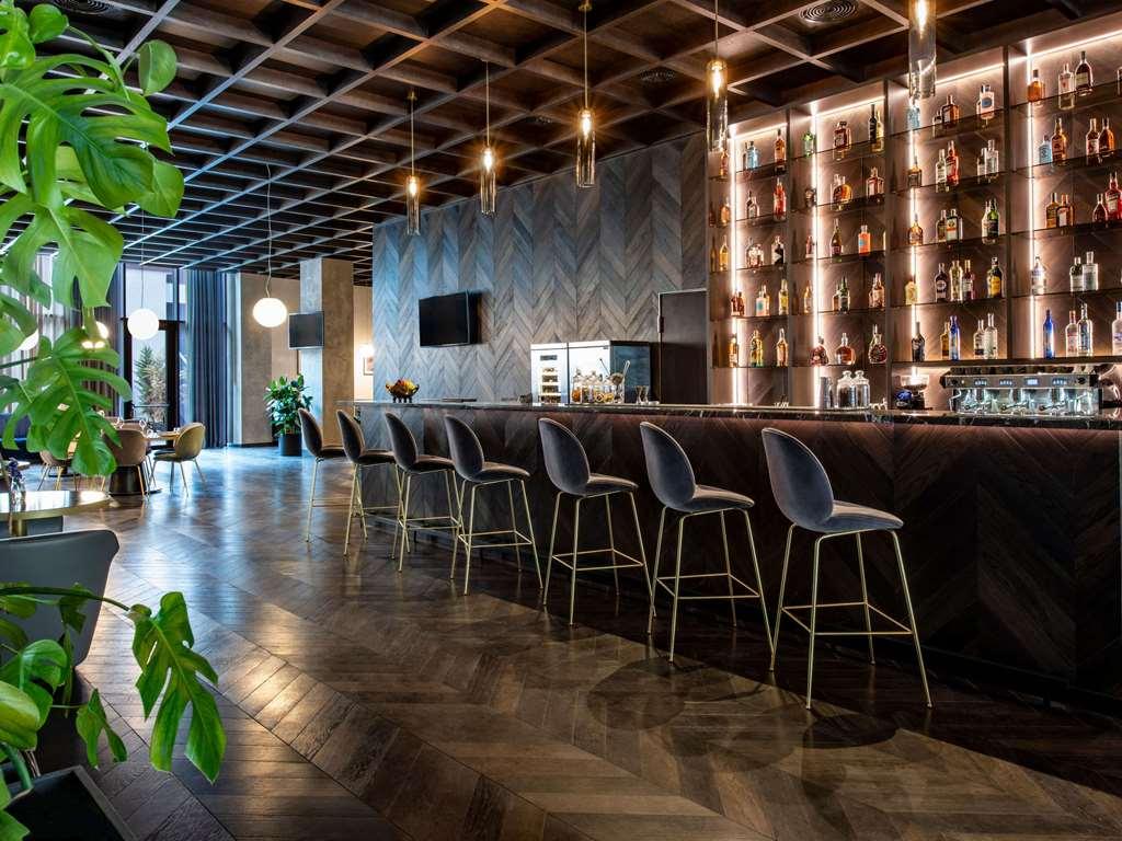 Tbilisi Philharmonia Apartment Restaurante foto